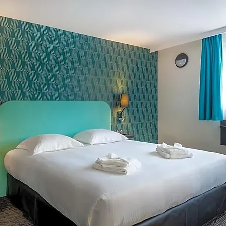 Zenith Hotel