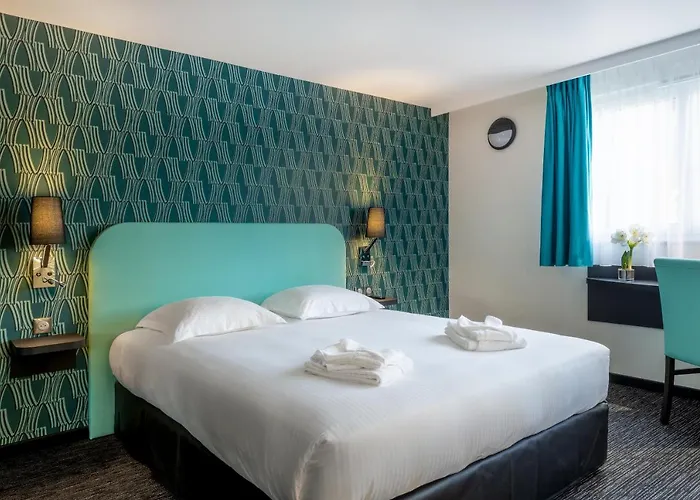 ホテル Zenith カーン