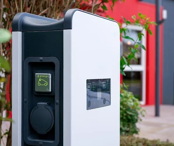 Zenith ホテル カーン