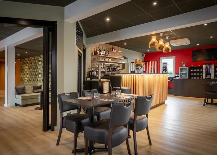 Zenith ホテル カーン