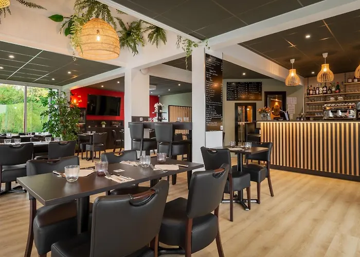 Zenith ホテル カーン