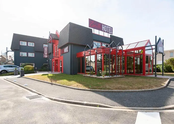 ホテル Zenith 3*