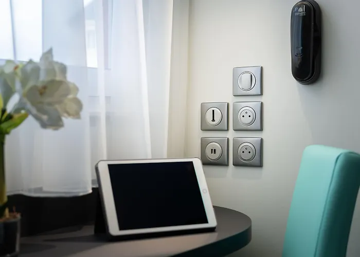 Zenith ホテル カーン